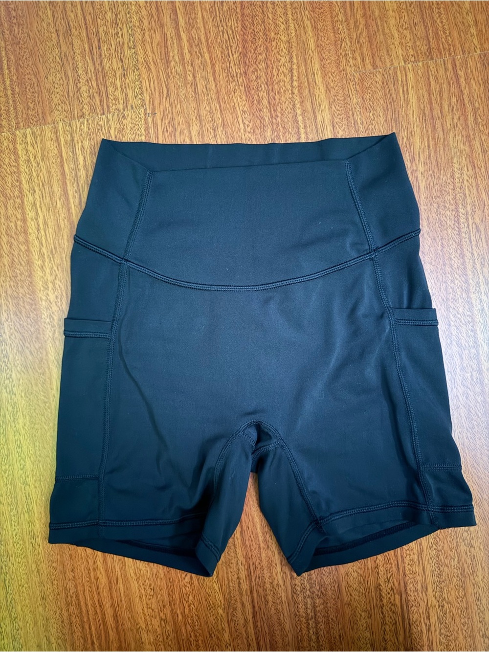 Paragon Reluna Black Pocket Shorts